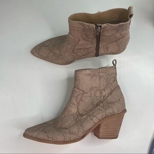 Kaanas Women’s Molinara Snake Texan Bootie Size 6